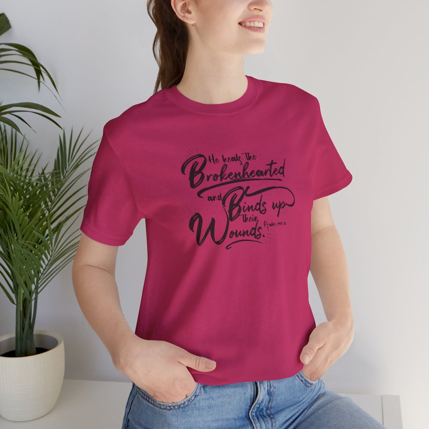 He Heals the Brokenhearted T-shirt